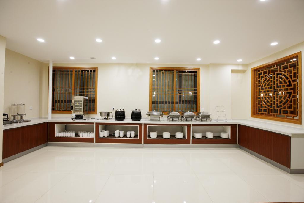 Beijing Dongdan Hotel Near Wangfujing Street,Tian'Anmen Square,The Forbidden City,Free Self-Service Laundry Room Buitenkant foto